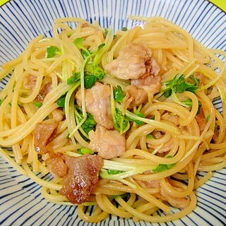 豚と貝割れ大根の和風パスタ